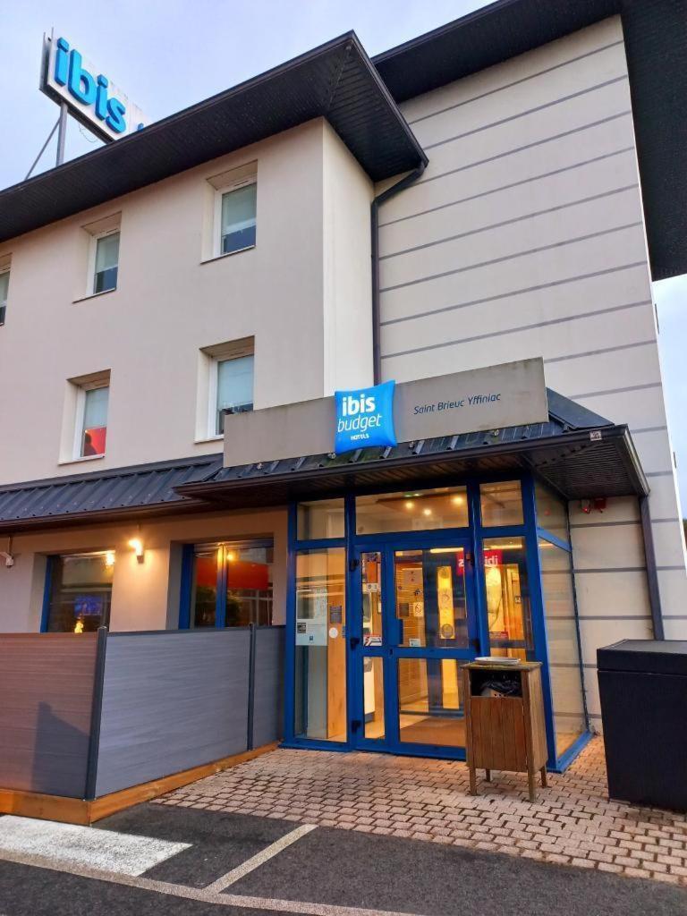 Ibis Budget Saint-Brieuc Yffiniac Buitenkant foto